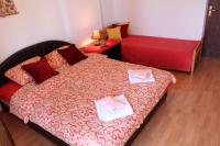 Chambre Triple avec Salle de Bains Commune