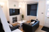 B&B Gillingham - Gillingham Two bedroom house with garden and free parking - Bed and Breakfast Gillingham