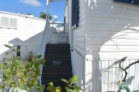 Pelican's Roost, Waterfront comfort at Venture Out - B&B