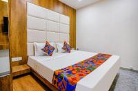 B&B Surat - FabHotel Western Inn - Bed and Breakfast Surat