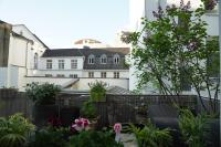 Bright, spacious apartment with a lovely terrace in the heart of Aachen - B&B