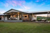 The House - The Charles at Broke Hunter Valley Luxury - Chambres d’hôtes Broke