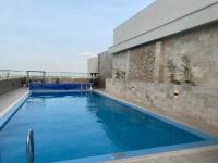 Urban Lifestyle 1BR in Westlands, Heated Pool, Gym, Workspace & Parking - Chambres d'hôtes Nairobi