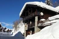 Chalet Fegguese - 4 bedroom chalet with hot-tub - B&B