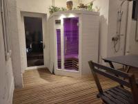 Les Loges de Montauban - Bed and Breakfast