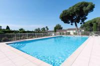 B&B Sainte-Maxime - Bright cocoon with pool and sea view - Bed and Breakfast Sainte-Maxime