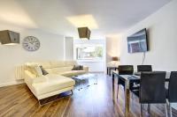 Sunderland Short Stays 2 bedroom apartment Free Parking Fulwell SR6 - Chambres d’hôtes Sunderland