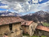 DOSSENA Dimora Storica Al Lac Conte Tomaselli - Bed and Breakfast Madonna della Costa