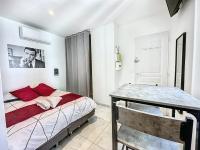 Sweet Home Marceau 6 studios hyper centre proche de la mer et du palais - B&B Cannes