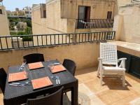 B&B Qala - Charming 2 Bedroom Apartment in Qala - Gozo - Bed and Breakfast Qala