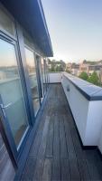 B&B Hendon - Luxury 2 Bed 2 Bath Penthouse Apartment - Bed and Breakfast Hendon