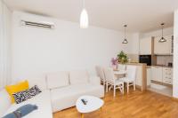 B&B Podgorica - Lux City apartment with parking - Bed and Breakfast Podgorica