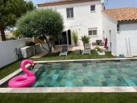 Villa Aigues Mortes, piscine, 8 personnes - Chambres d’hôtes Aigues-Mortes