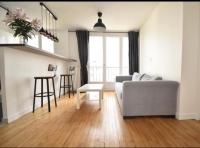 B&B Aubervilliers - Superbe appartement cosy Paris/Stade de France - Bed and Breakfast Aubervilliers