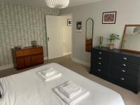 B&B Saint Ives - 10A Ruston Chambers Free parking, Luxury 2 bedroom city center apartment - Bed and Breakfast Saint Ives