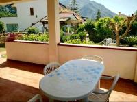 Casa con Giardino e Terrazzo vicino al Mare - B&B Piraino