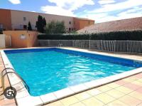 Pavillon 20m de la plage des ayguades - B&B Gruissan