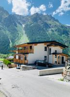 Apart Reich - Ferienwohnung Längenfeld