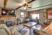 B&B Sturgis - Cozy Sturgis Cabin Rental in Black Hills Forest! - Bed and Breakfast Sturgis