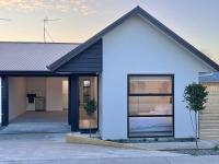 Brand New & Ready for You! By KOSH BNB - B&B