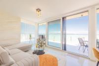 LelleMarine by BLTN Apartmanok Balatonlelle - Bed and Breakfast Balatonlelle