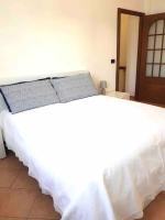 Sanremo LIKE: in centro e con Garage! - B&B