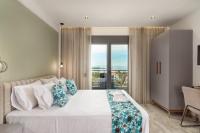 Deluxe Double Room with Balcony and Sea View