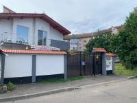 White House Guest House - Ferienwohnung Hunedoara