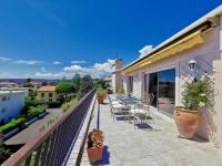 Valegrand Penthouse sea view by Booking Guys - B&B