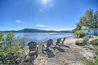 Beach and Kayaks Waterfront Cabin on Lake Pleasant! - Bed and Breakfast