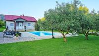 Holiday Home Natura with private pool - Chambres d’hôtes Mostar