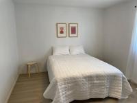 2nd Floor, 2 Bedroom Condo, Sleeps 6 - Chambres d’hôtes