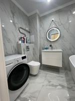 1 комн квартира Тауельсиздик 34-2 18 этаж ЖК Silk Way - Chambres d’hôtes