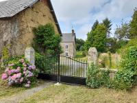 B&B Montpinchon - Maison en pierre entre terre et mer - Bed and Breakfast Montpinchon