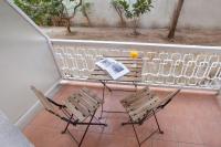 Beautiful apt near the sea by GHH - B&B Athens