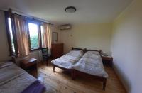Basic Dreibettzimmer mit Gemeinschaftsbad