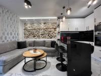 Aem House - B&B Prínos