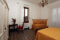 Apartment mit zwei Schlafzimmern und Balkon (Pitti)