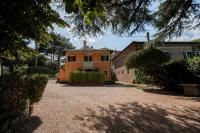 Big Family Villa in Rome Countryside - B&B