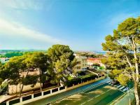 B&B Salou - II Vistas al mar y PortAventura - Bed and Breakfast Salou