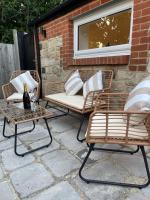 The Lodge Hideaway in Cowes - B&B