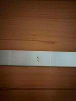 Zimmer mit Queensize-Bett und Gemeinschaftsbad