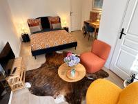 Kamer met Queensize Bed en Uitzicht op de Tuin