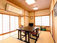 Japanese-Style Room