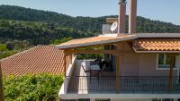 Ameli Apartment , Spacious With Mountain View, Lefkada - B&B