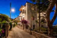 Mahalo Skopelos Suites - B&B