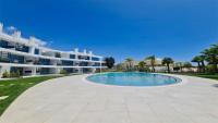 Lake24 CD256- CleverDetails, 3 bedroom apartment, sleeps 6, near to Falesia Beach and the Marina - B&B