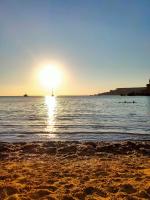 MedAbode - Bright & Spacious Stay in Swieqi, Malta - Ferienwohnung Swieqi
