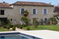 B&B Pergain-Taillac - Maison Gasconne avec piscine - Bed and Breakfast Pergain-Taillac