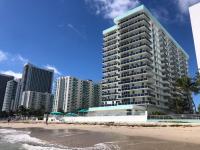 Penthouse Beach Front 1st line, 2 BR, 2 BA, New Decoration & Furnitures, unobstructed view of the beautiful Atlantic, free parking - Chambres d'hôtes Hollywood